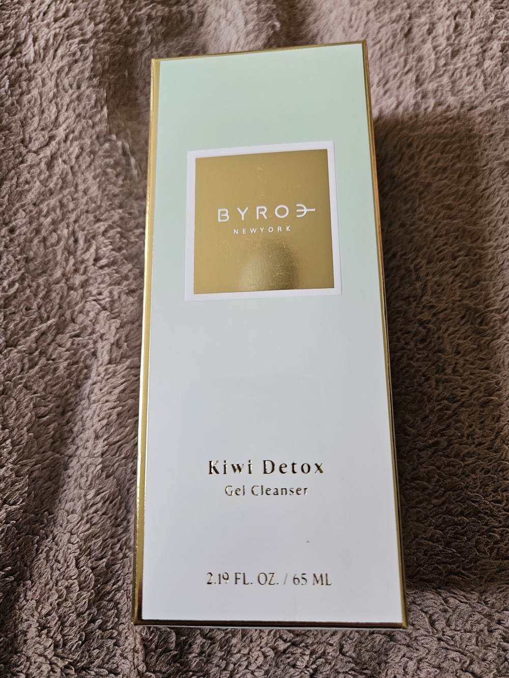 BYROE Kiwi Detox Gel Cleanser